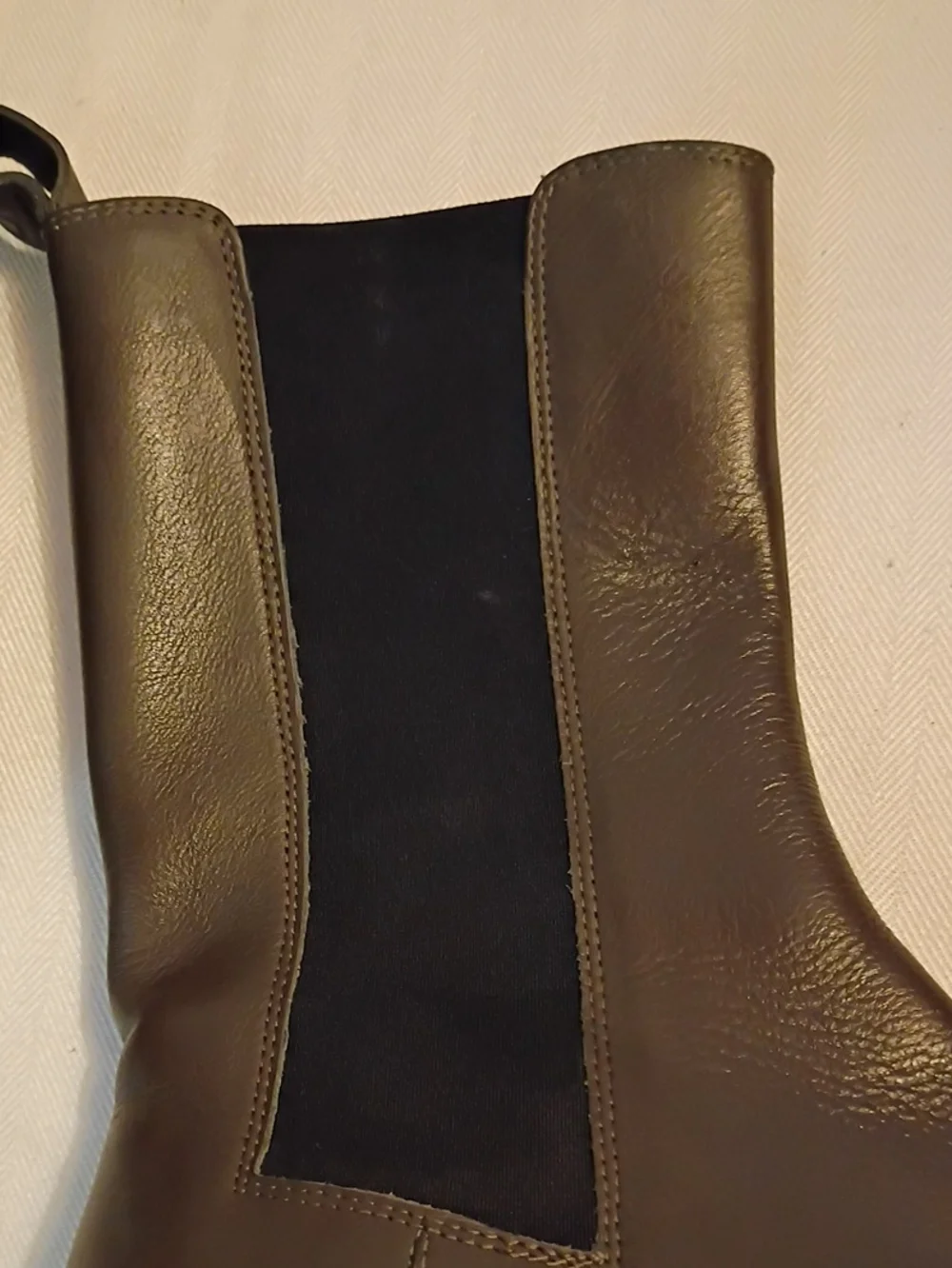 Banana Republic Boots 8